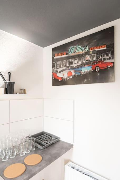 - Nice New York Apartment In The Heart Of Duisburg - Betten & Sofa - 5 Mins Central Station Hbf - Big Tv & Wifi - Eksteriør billede